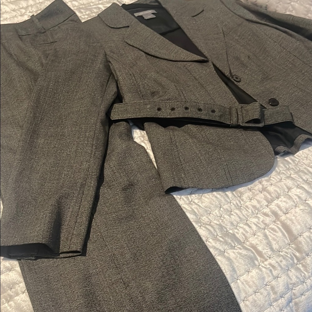 Ann Taylor Herringbone Linen Spring Summer lined Suit. Women’s Professional 6